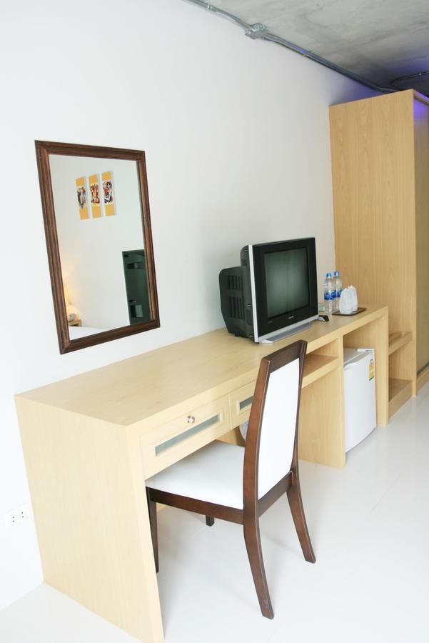 בנגקוק Bansabai Sabaidee Service Apartment מראה חיצוני תמונה