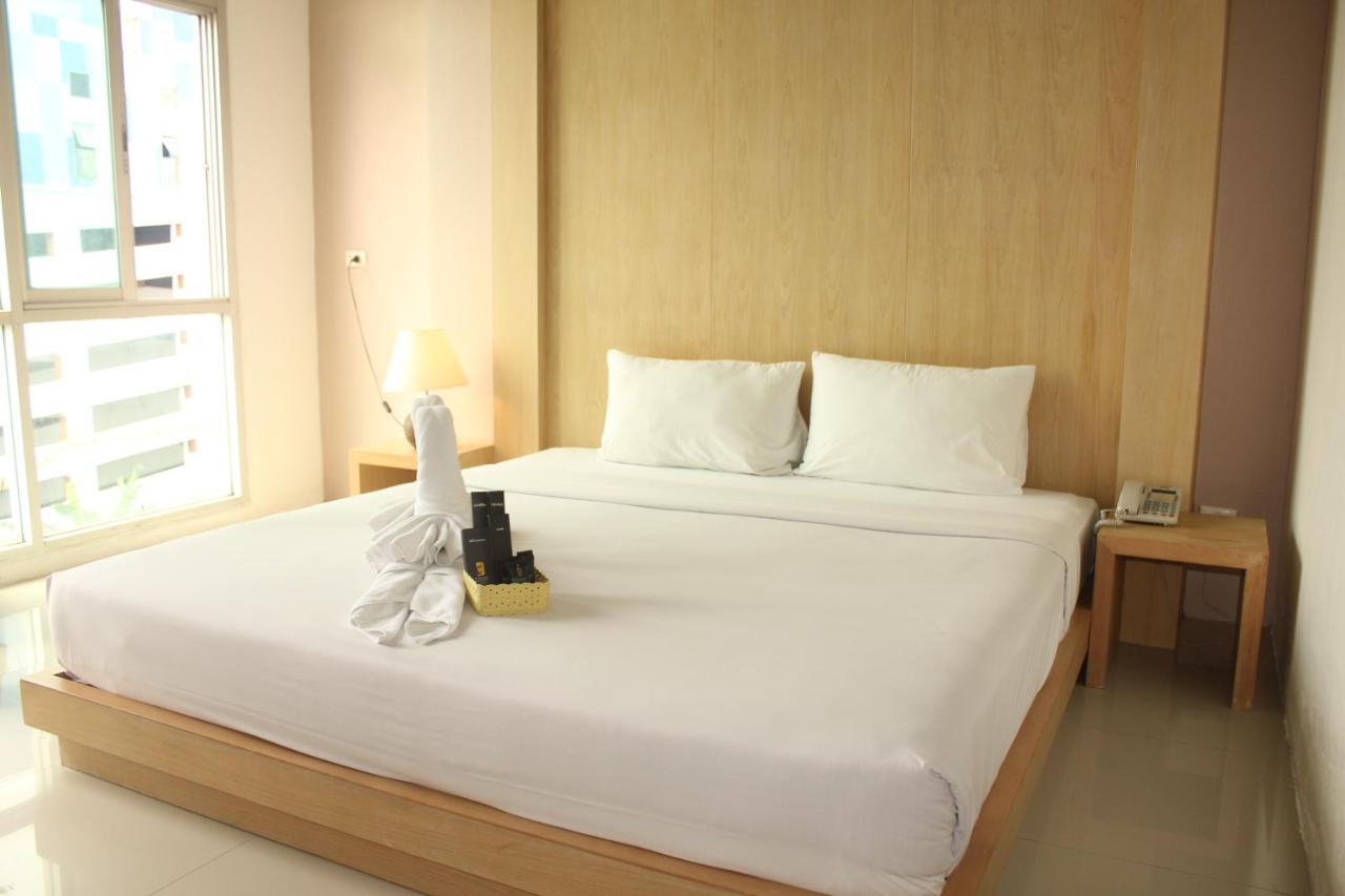 בנגקוק Bansabai Sabaidee Service Apartment מראה חיצוני תמונה